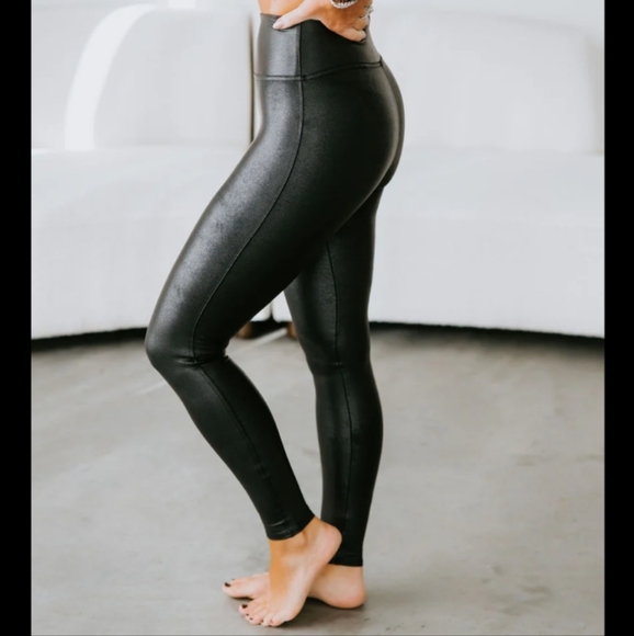Spanx Faux Leather Leggings - Picture 3 of 10